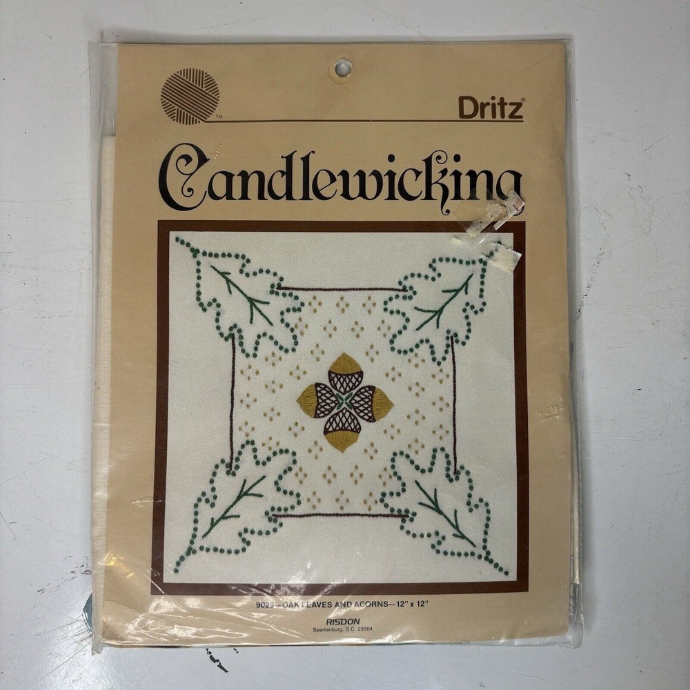 NIP Dritz Oak Leaves and Acorns Candlewicking Kit 12" x 12" Pillow Vintage 1983